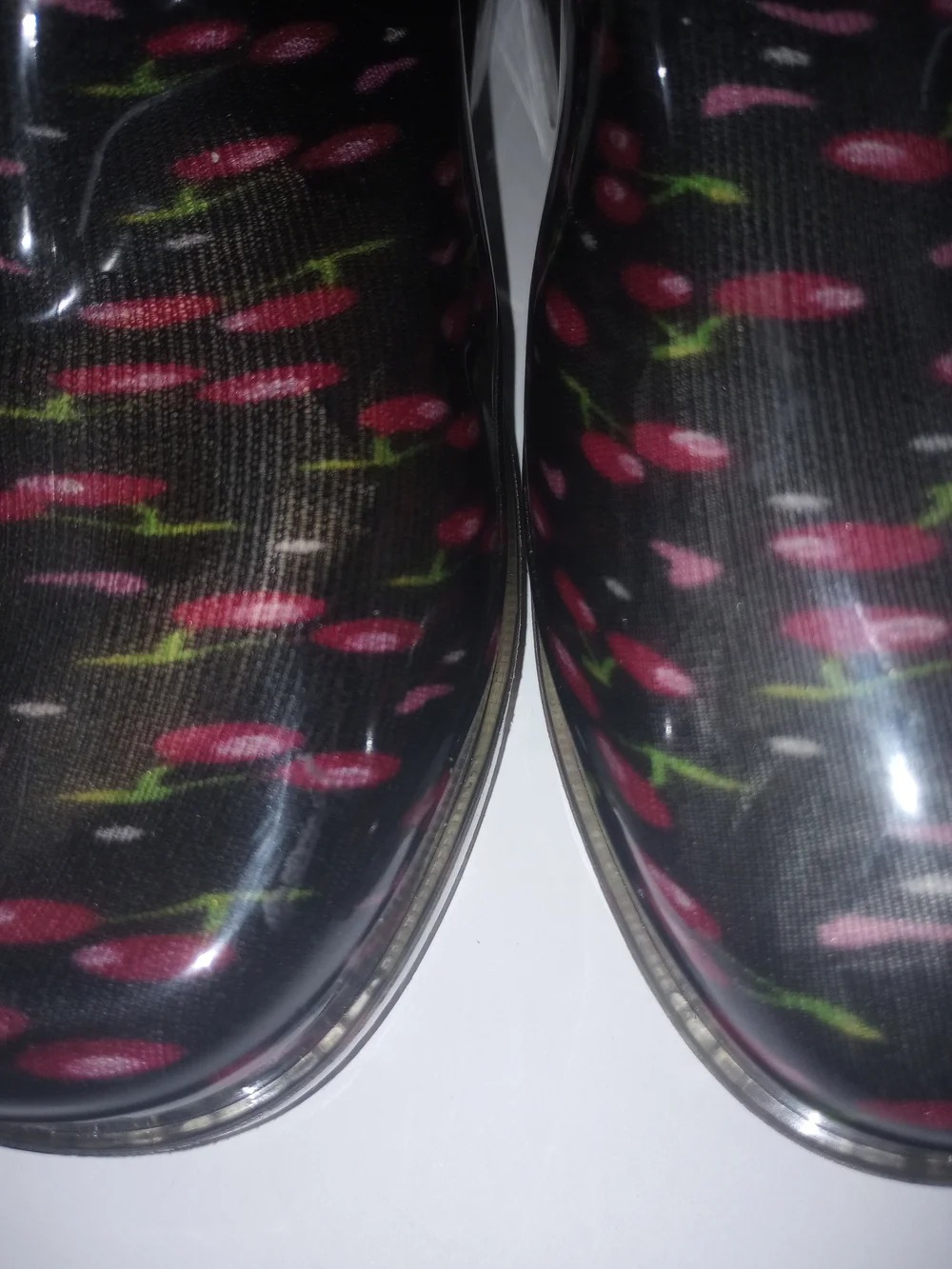 Women’s Black Retro Cherry Print Jelly Rain Boots NWOT 41